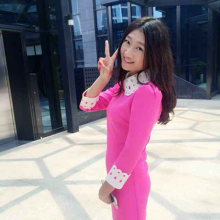 李玲.jpg
