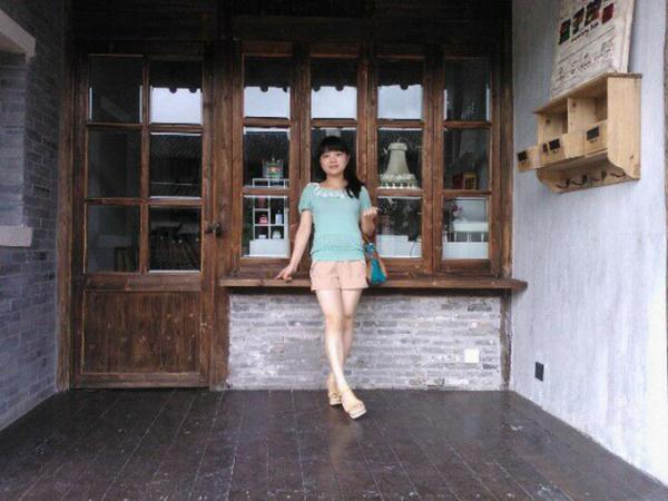 李来丽(1).jpg